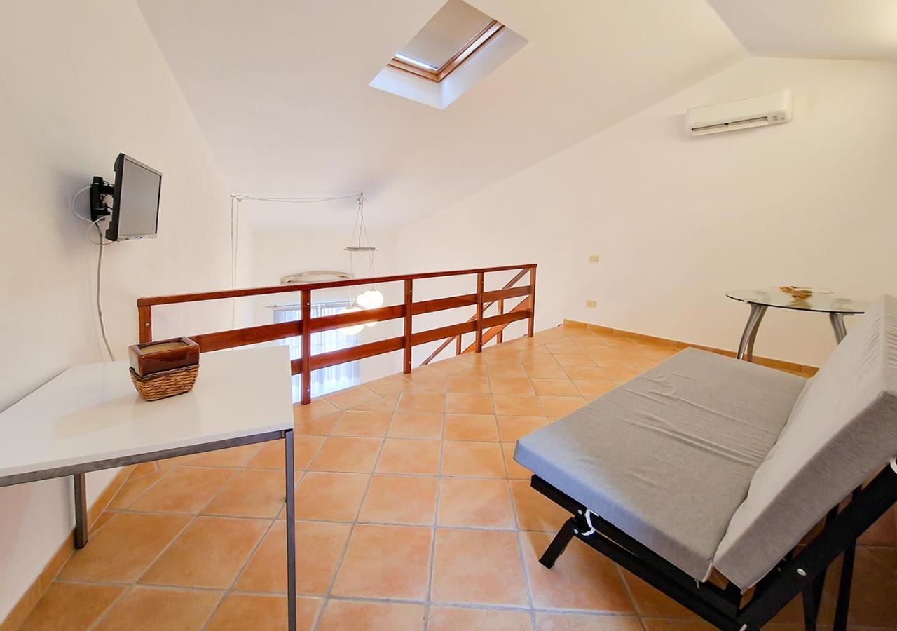 Murphy Holiday Home - Residenza Baro La Maddalena  Esterno foto